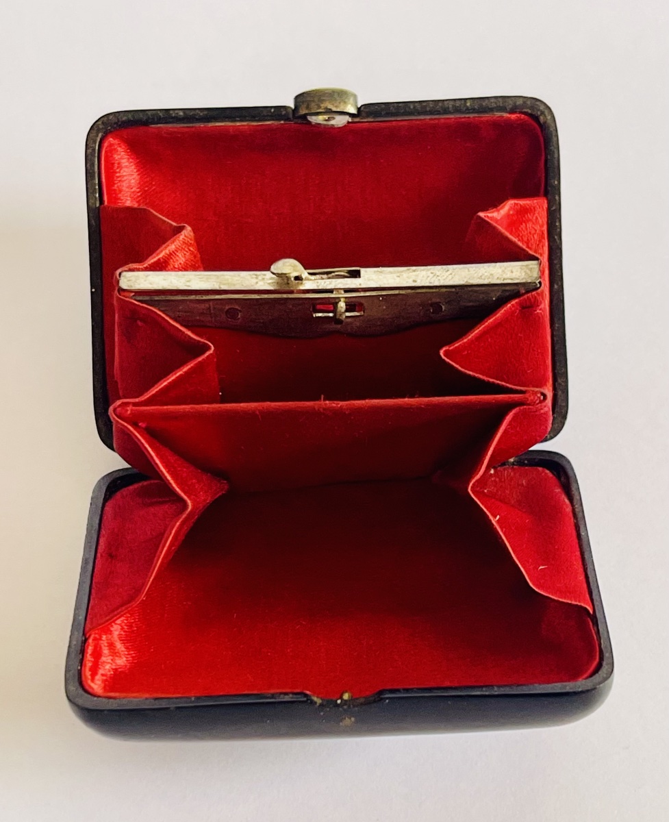 Tortoiseshell And Silver Coin Purse -photo-3
